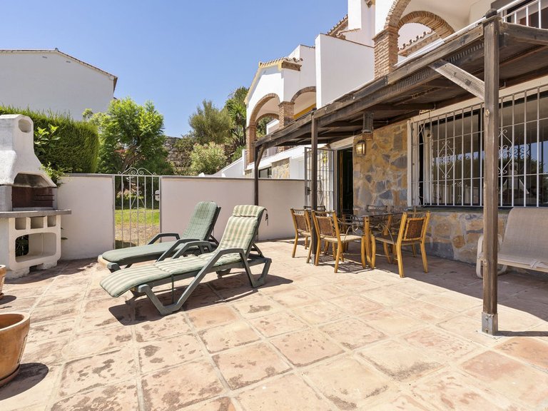 Villa for Sale in Calahonda, Malaga 13