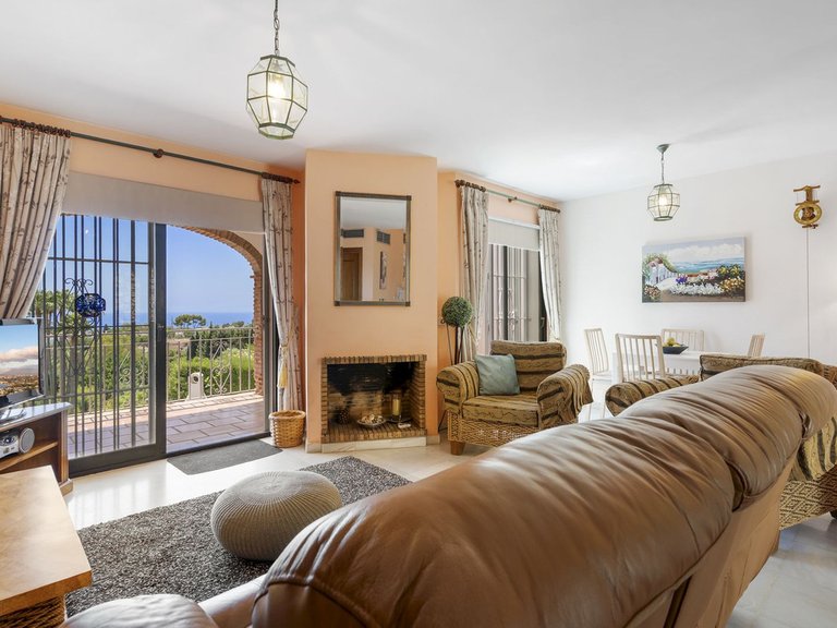 Villa for Sale in Calahonda, Malaga 15