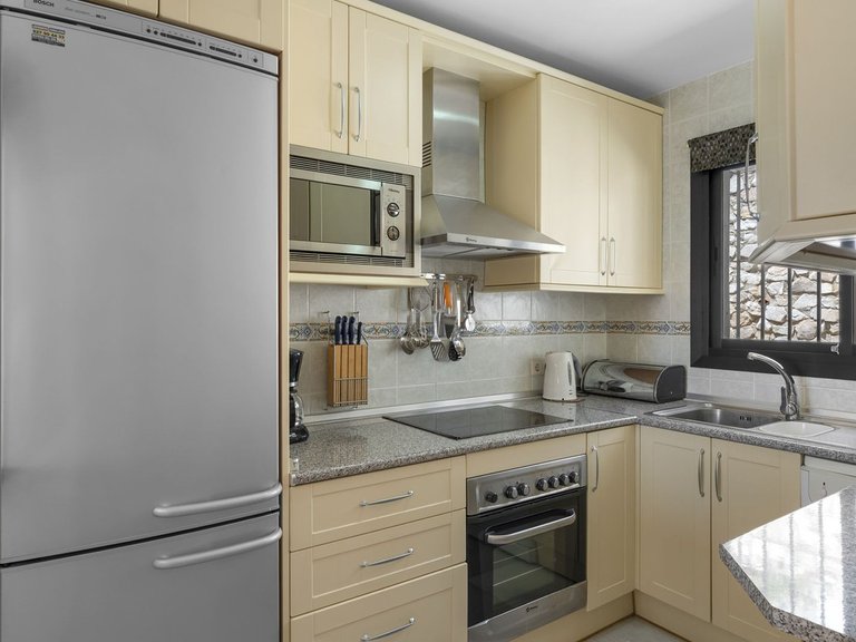 Villa for Sale in Calahonda, Malaga 21