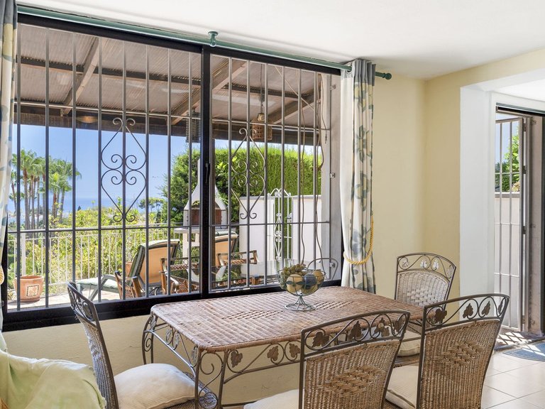 Villa for Sale in Calahonda, Malaga 31