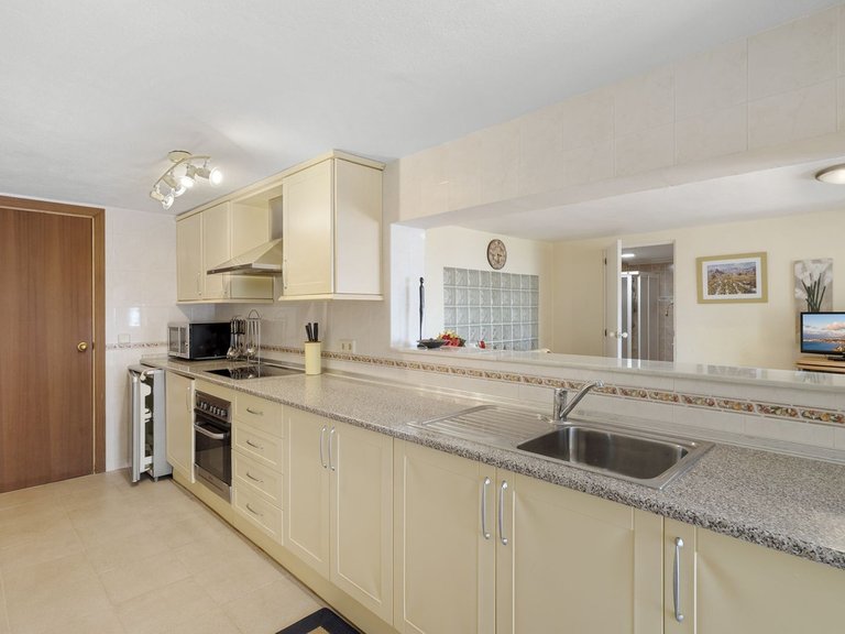 Villa for Sale in Calahonda, Malaga 35