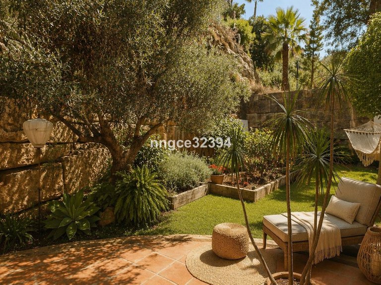 Villa for Sale in Istán, Malaga 17
