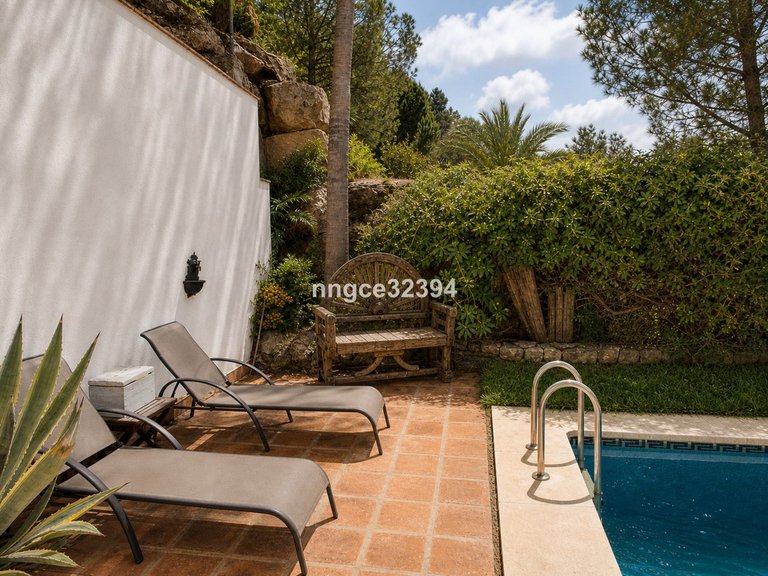 Villa for Sale in Istán, Malaga 6
