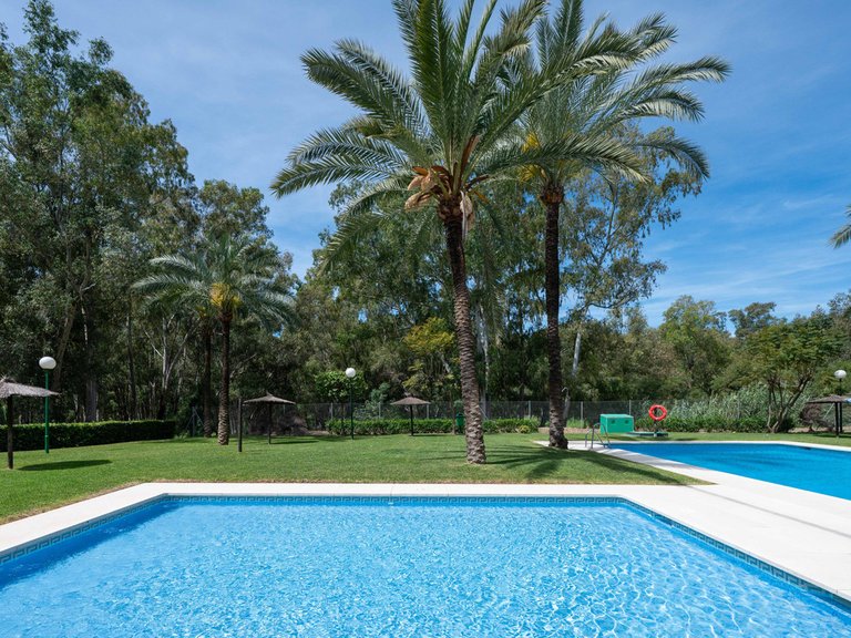 Apartment for Sale in El Paraiso, Malaga 24
