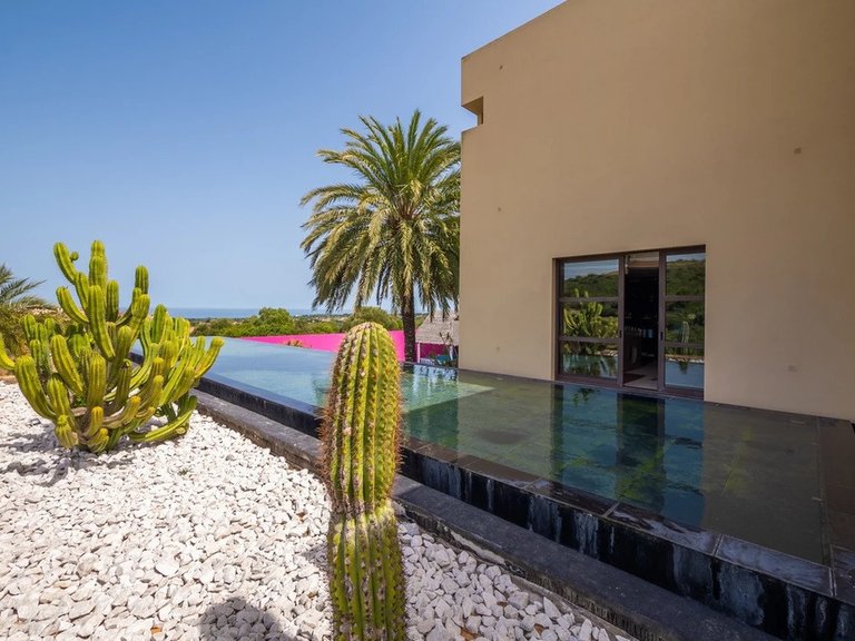 Villa for Sale in Sotogrande, Cadiz 11
