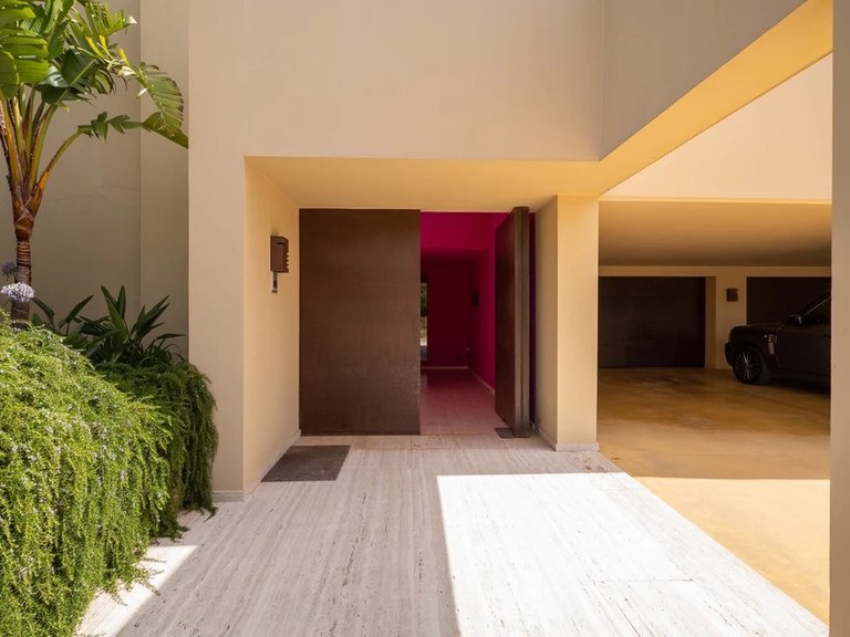 Villa for Sale in Sotogrande, Cadiz 12
