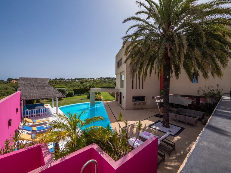 Villa for Sale in Sotogrande, Cadiz 8