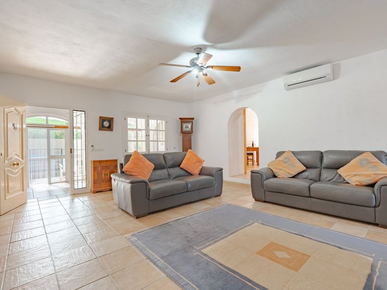 Villa for Sale in Coín, Malaga 10