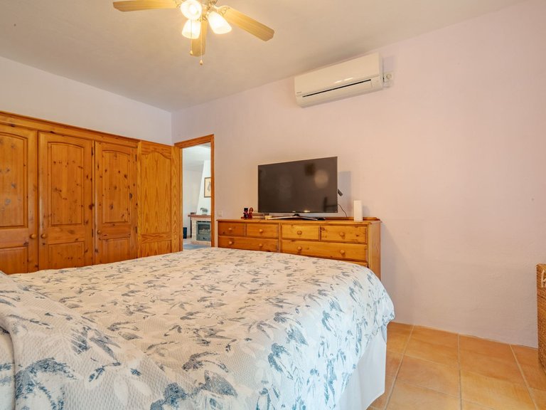 Villa for Sale in Coín, Malaga 15