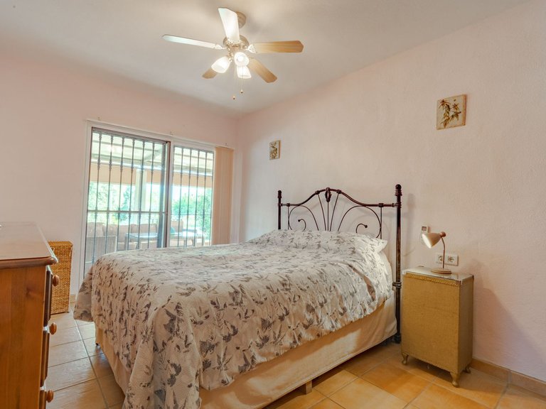 Villa for Sale in Coín, Malaga 16