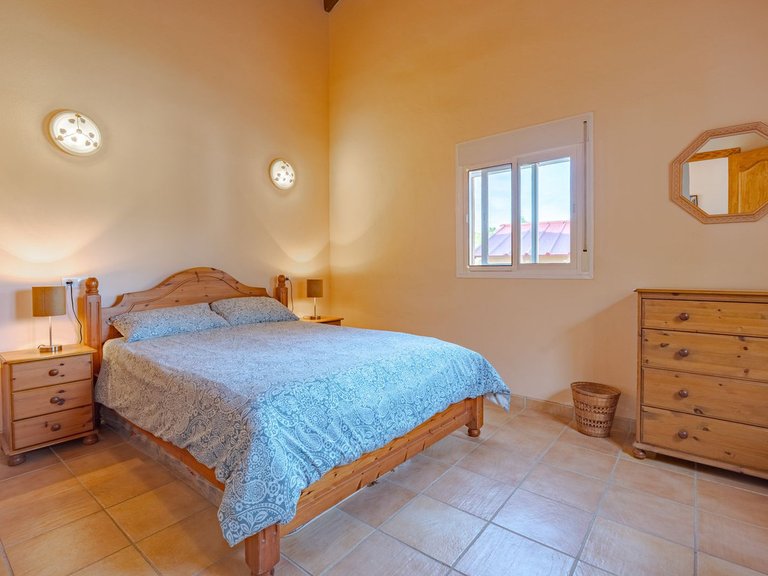 Villa for Sale in Coín, Malaga 41