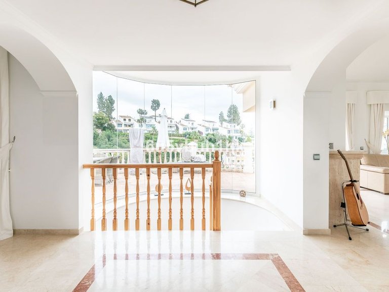 Villa for Sale in Calahonda, Malaga 11