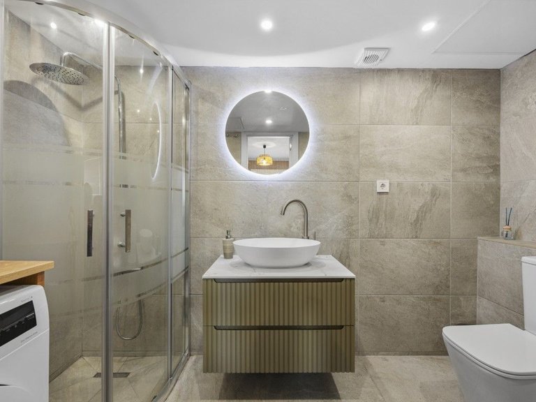 Apartment for Sale in Benalmadena, Malaga 20