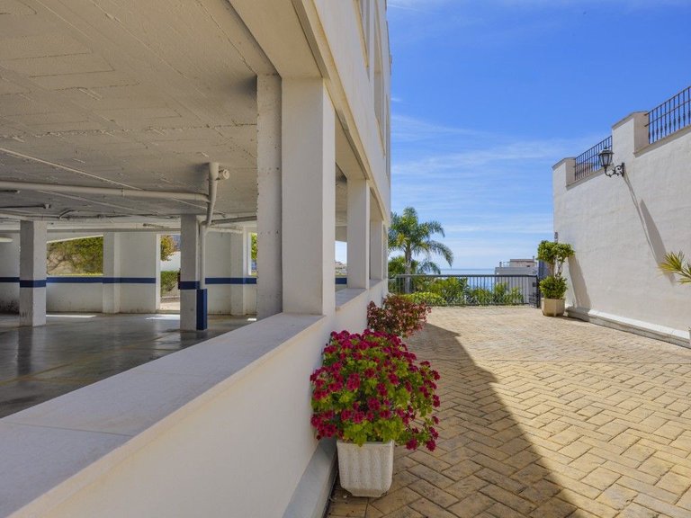 Apartment for Sale in Benalmadena, Malaga 24