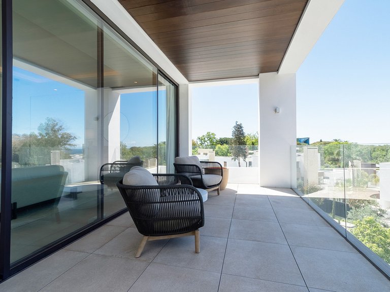 Villa for Sale in The Golden Mile, Malaga 27