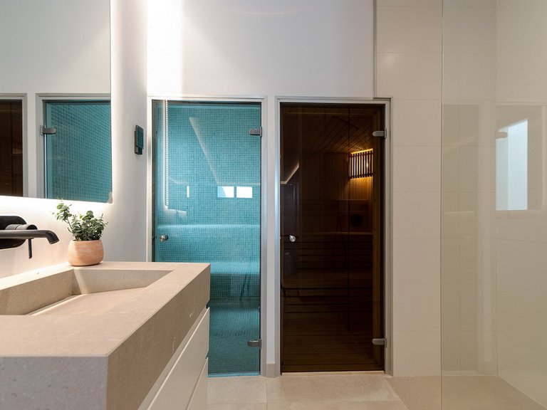 Villa for Sale in The Golden Mile, Malaga 49