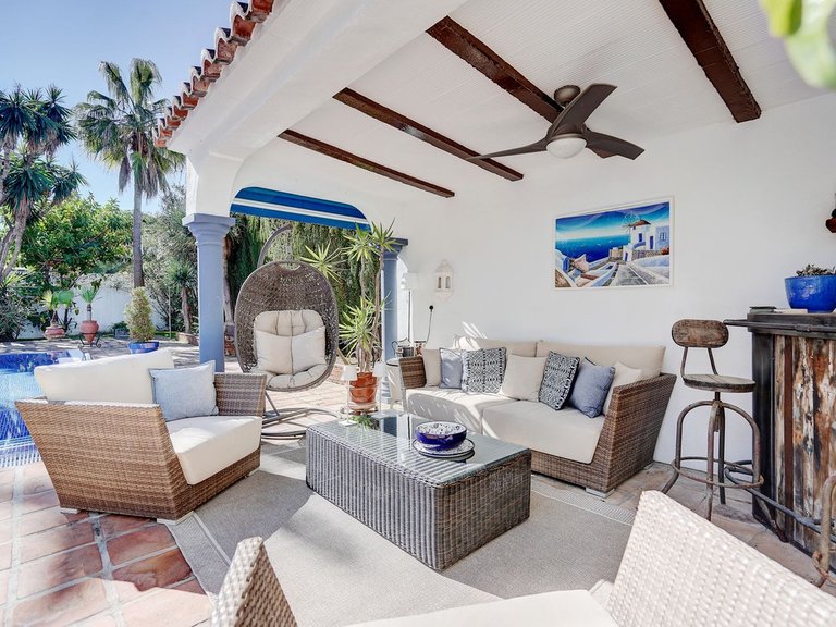 Villa for Sale in Calahonda, Malaga 11