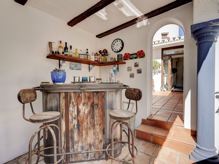 Villa for Sale in Calahonda, Malaga 12