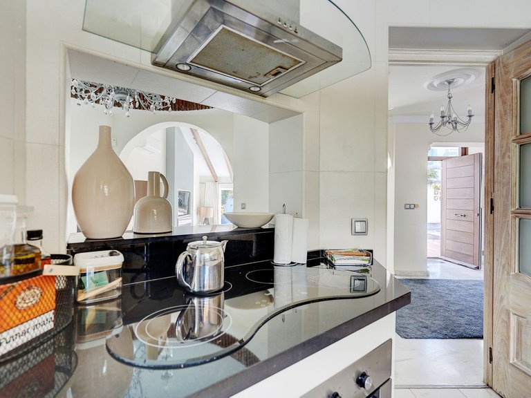Villa for Sale in Calahonda, Malaga 15