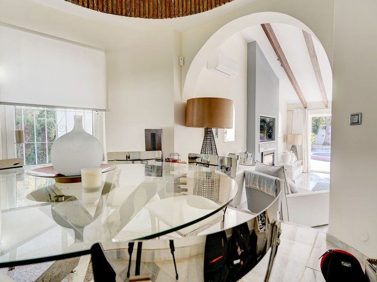 Villa for Sale in Calahonda, Malaga 16