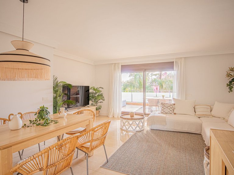 Apartment for Sale in Estepona, Malaga 1