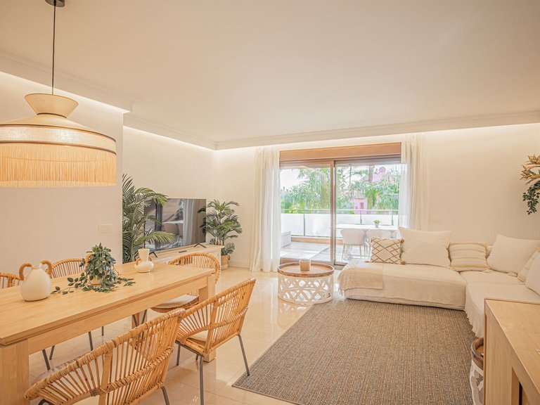 Apartment for Sale in Estepona, Malaga 2