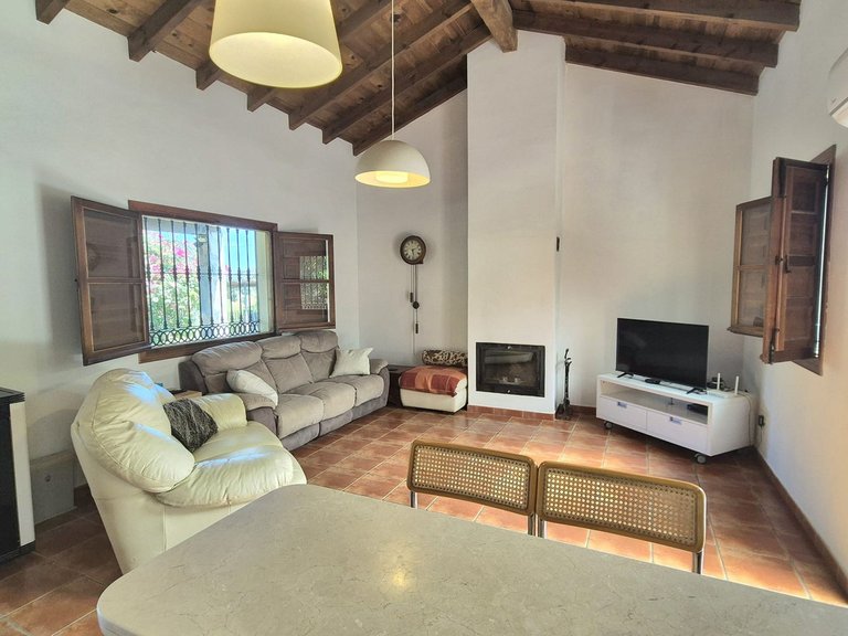 Villa for Sale in Coín, Malaga 10