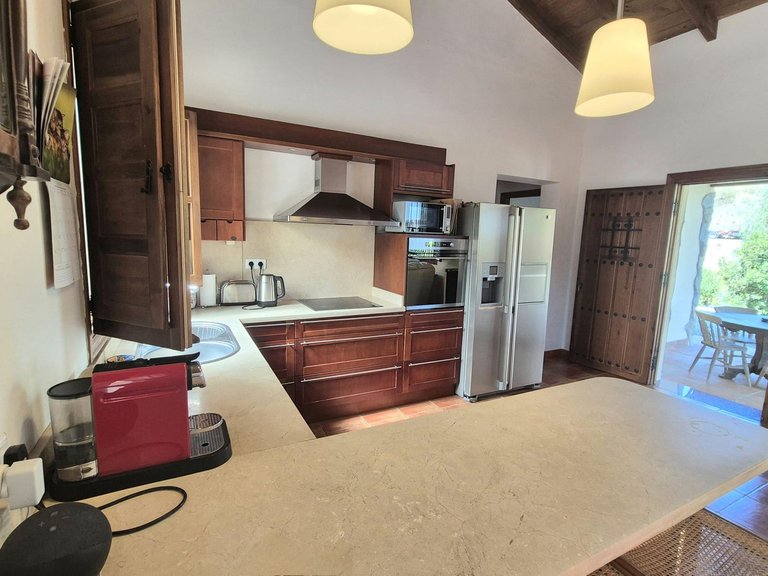 Villa for Sale in Coín, Malaga 12