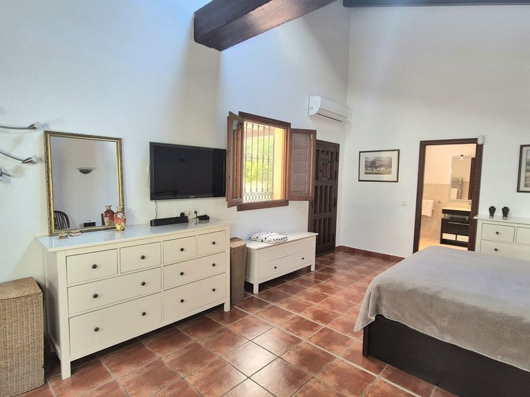 Villa for Sale in Coín, Malaga 24