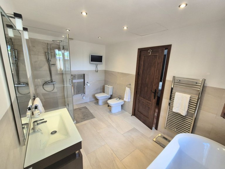 Villa for Sale in Coín, Malaga 27