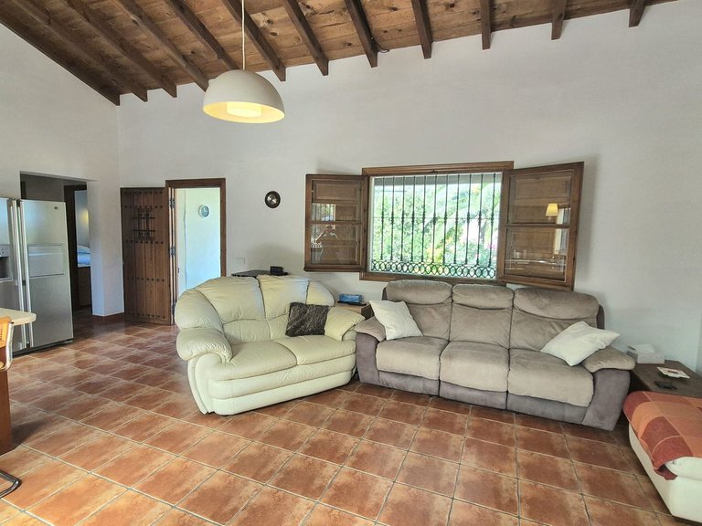 Villa for Sale in Coín, Malaga 8