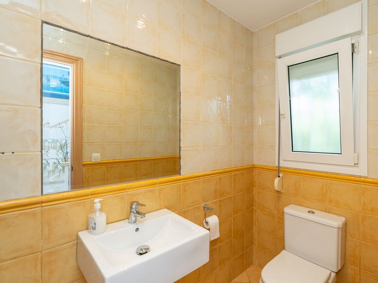 Villa for Sale in Marbesa, Malaga 36