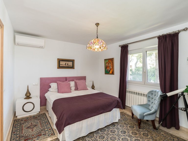 Villa for Sale in Marbesa, Malaga 37