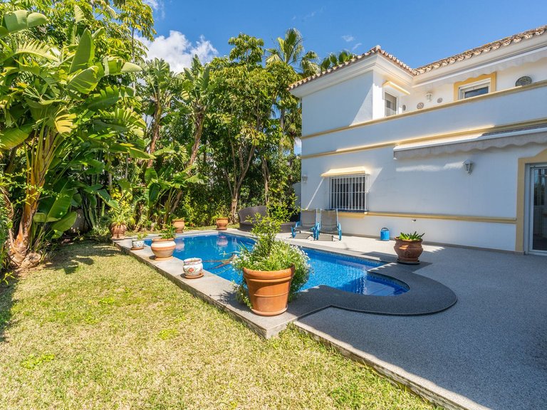 Villa for Sale in Marbesa, Malaga 46
