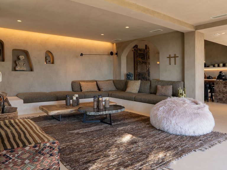 Villa for Sale in Estepona, Malaga 3
