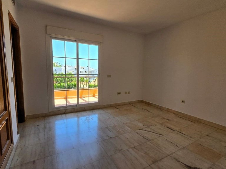 Villa for Sale in La Cala De Mijas, Malaga 9