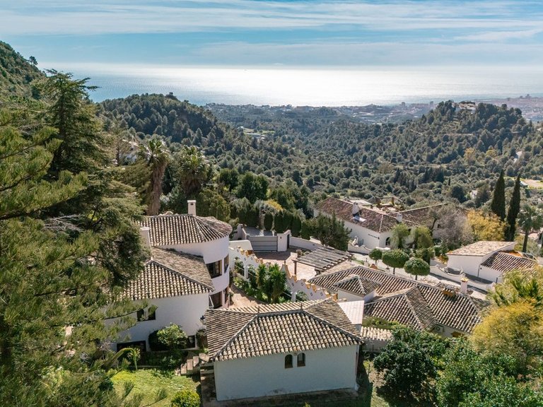 Villa for Sale in Mijas, Malaga 2