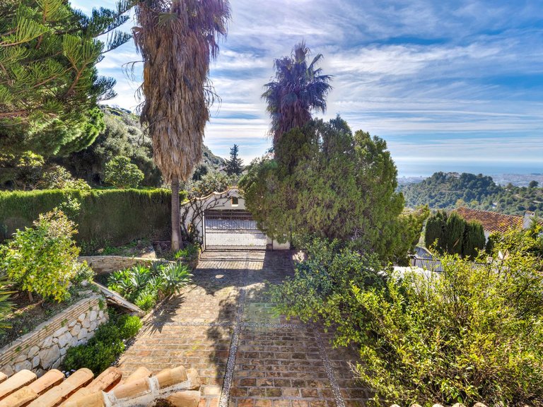 Villa for Sale in Mijas, Malaga 37