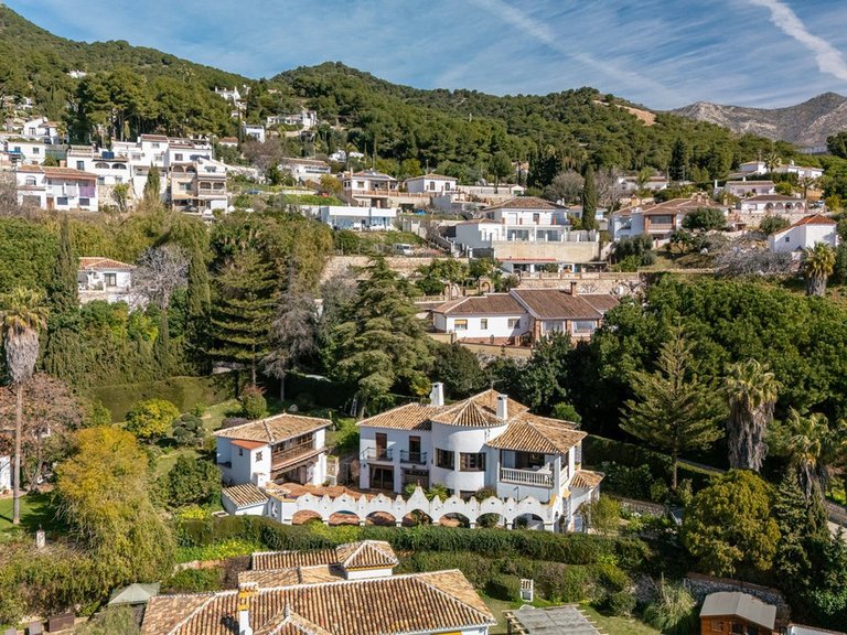 Villa for Sale in Mijas, Malaga 39