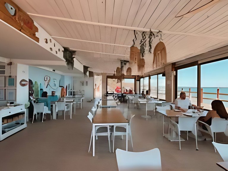 Villa for Sale in Estepona, Malaga 2