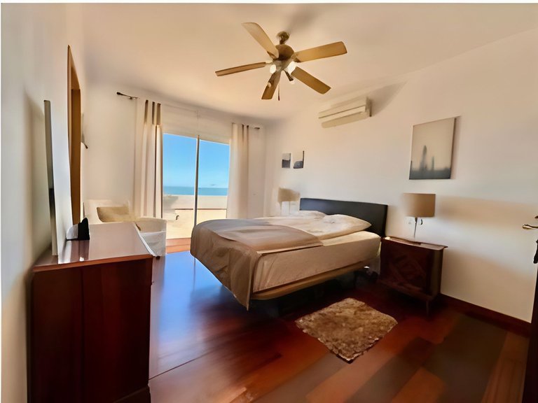 Villa for Sale in Estepona, Malaga 5