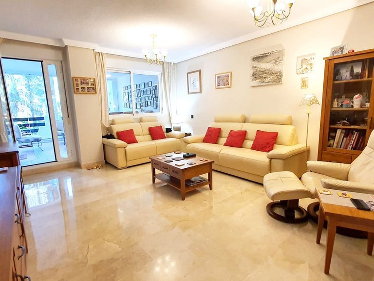 Apartment for Sale in Torrequebrada, Malaga 3