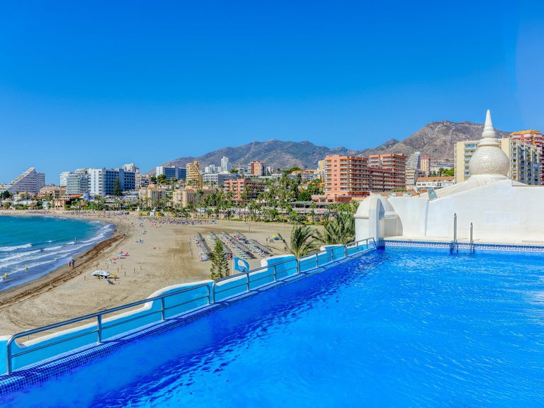Apartment for Sale in Benalmadena Costa, Malaga 1