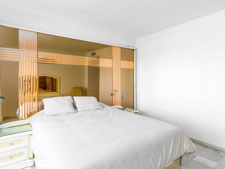 Apartment for Sale in Benalmadena Costa, Malaga 15