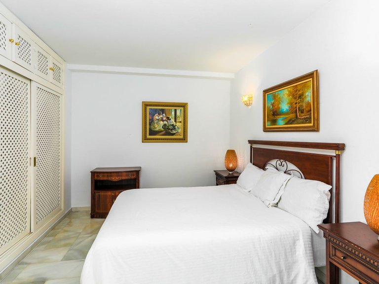 Apartment for Sale in Benalmadena Costa, Malaga 17