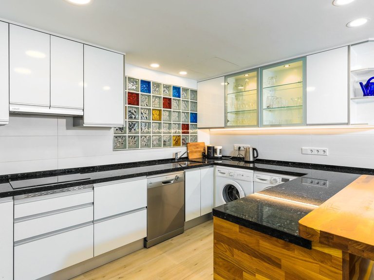 Apartment for Sale in Benalmadena Costa, Malaga 23