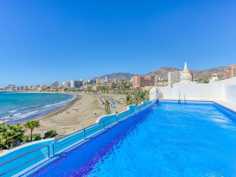 Apartment for Sale in Benalmadena Costa, Malaga 26