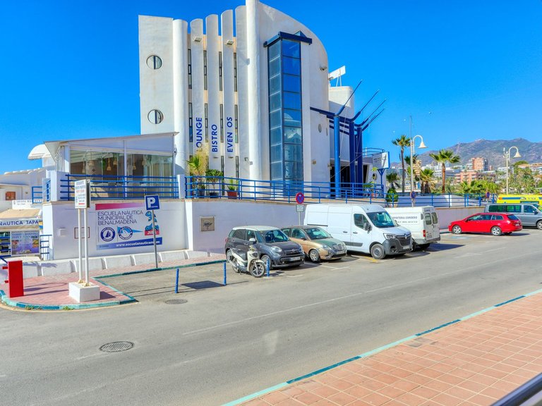 Apartment for Sale in Benalmadena Costa, Malaga 30