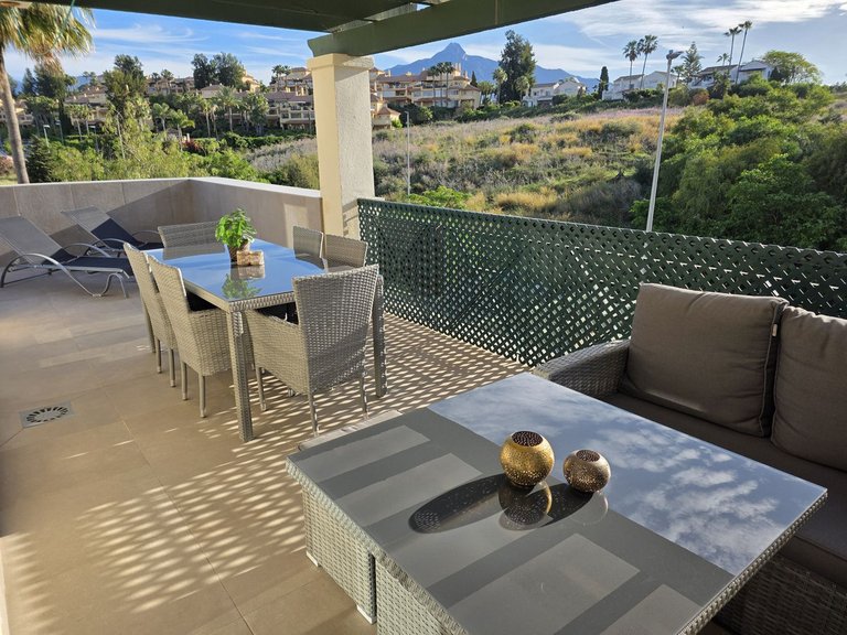 Apartment for Sale in Puerto Banús, Malaga 1