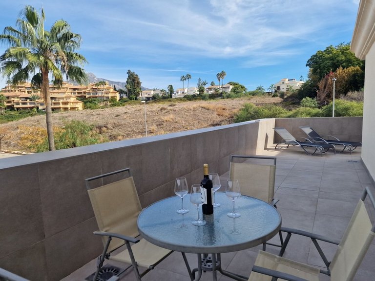 Apartment for Sale in Puerto Banús, Malaga 16